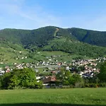 Сasa de vacaciones Du Pommery, Hautes-vosges *