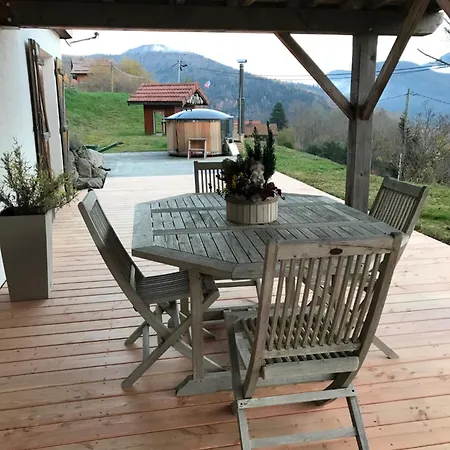 Du Pommery, Hautes-vosges * בוסאנג